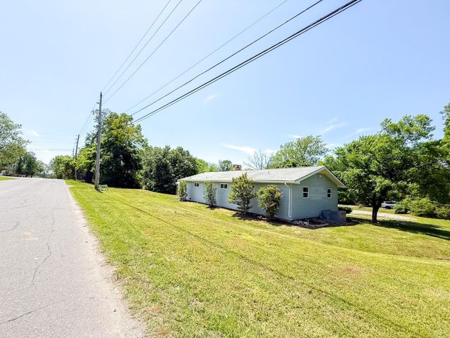 708 Cooper Estates Drive, Mountain Home, AR 72653