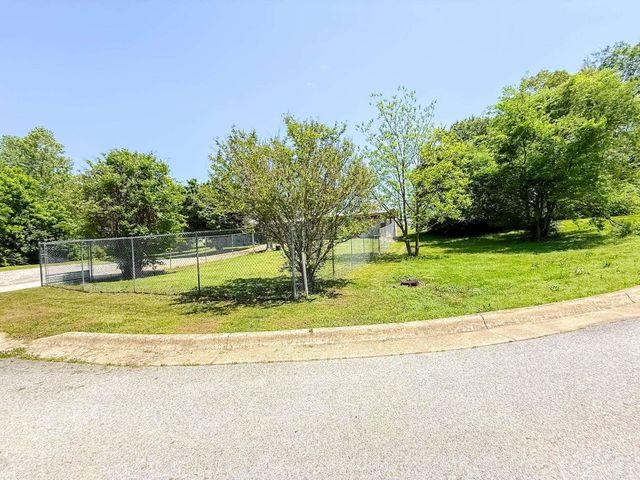 708 Cooper Estates Drive, Mountain Home, AR 72653