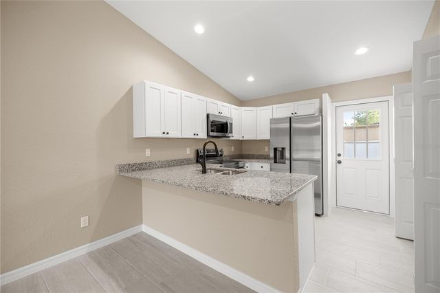 5795 NW 11th Place B, Ocala, FL 34482