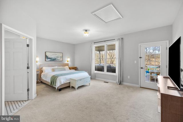 15657 PURCELLVILLE RD, Hillsboro, VA 20132