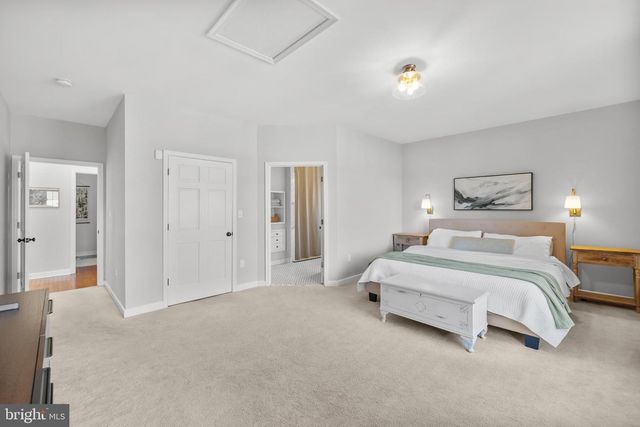 15657 PURCELLVILLE RD, Hillsboro, VA 20132