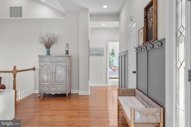 15657 PURCELLVILLE RD, Hillsboro, VA 20132
