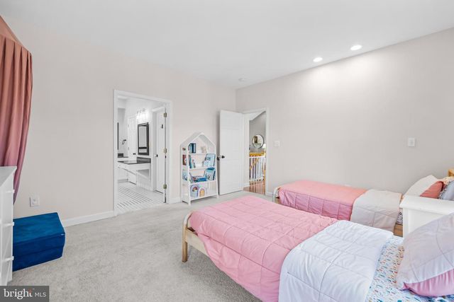 15657 PURCELLVILLE RD, Hillsboro, VA 20132