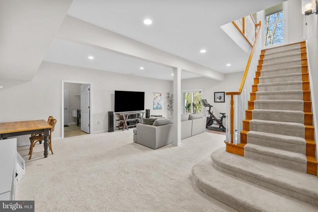 15657 PURCELLVILLE RD, Hillsboro, VA 20132