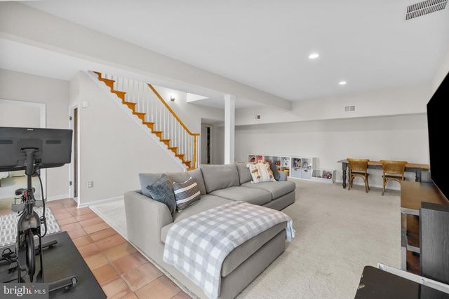 15657 PURCELLVILLE RD, Hillsboro, VA 20132