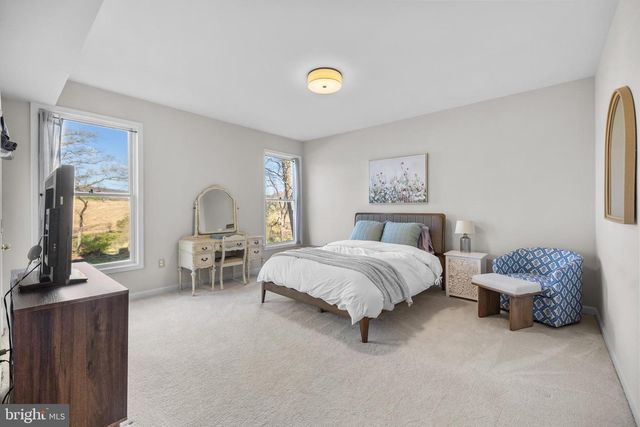 15657 PURCELLVILLE RD, Hillsboro, VA 20132