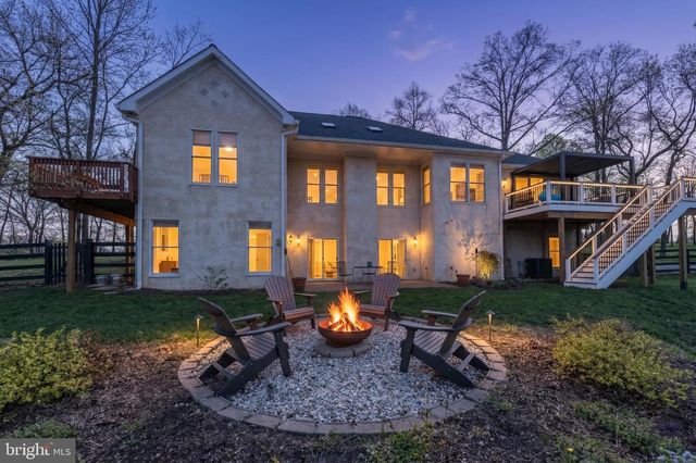 15657 PURCELLVILLE RD, Hillsboro, VA 20132