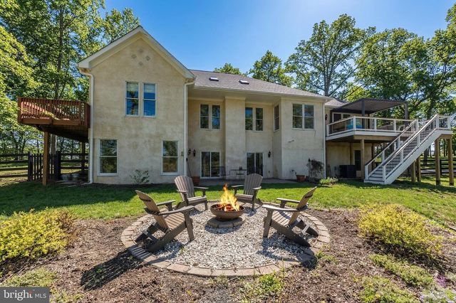 15657 PURCELLVILLE RD, Hillsboro, VA 20132
