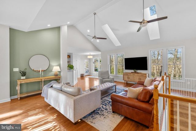 15657 PURCELLVILLE RD, Hillsboro, VA 20132