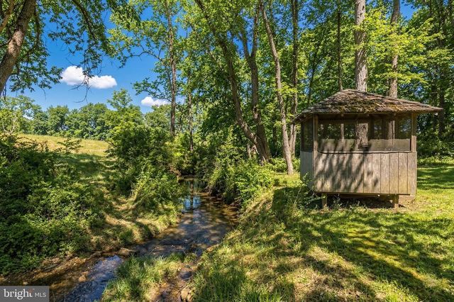 15657 PURCELLVILLE RD, Hillsboro, VA 20132