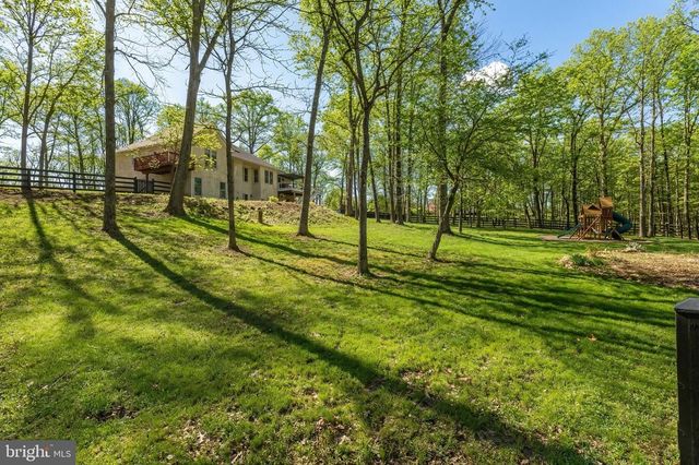 15657 PURCELLVILLE RD, Hillsboro, VA 20132