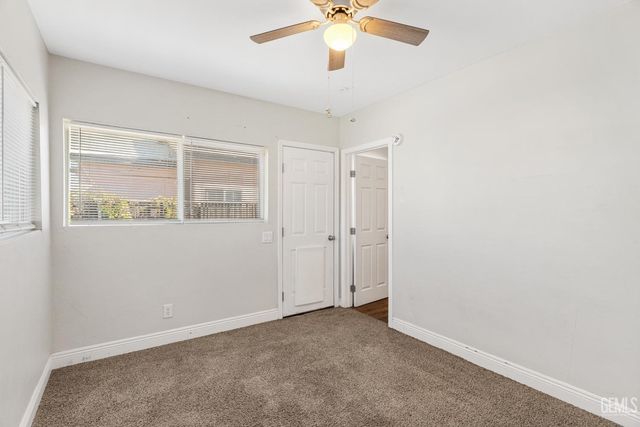 404 Wilson Avenue, Bakersfield, CA 93308