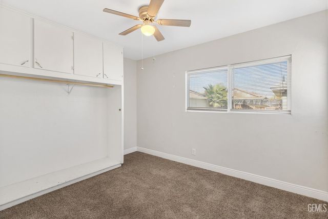 404 Wilson Avenue, Bakersfield, CA 93308