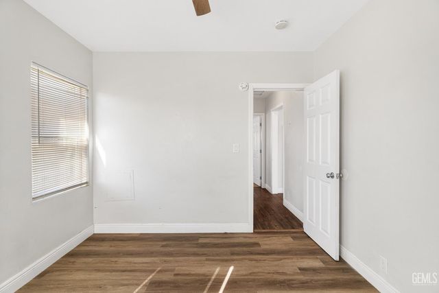 404 Wilson Avenue, Bakersfield, CA 93308