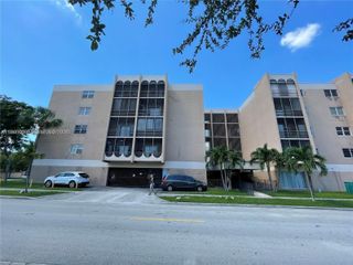 4670 W 13th Ln 405, Hialeah, FL 33012