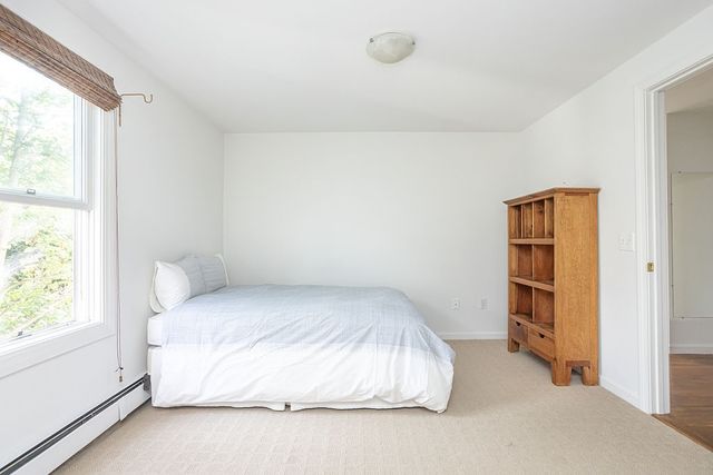66 Center Avenue, Middletown, RI 02842