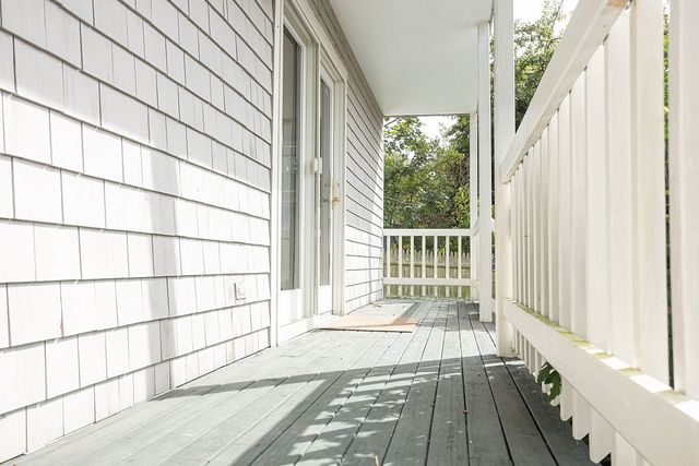 66 Center Avenue, Middletown, RI 02842