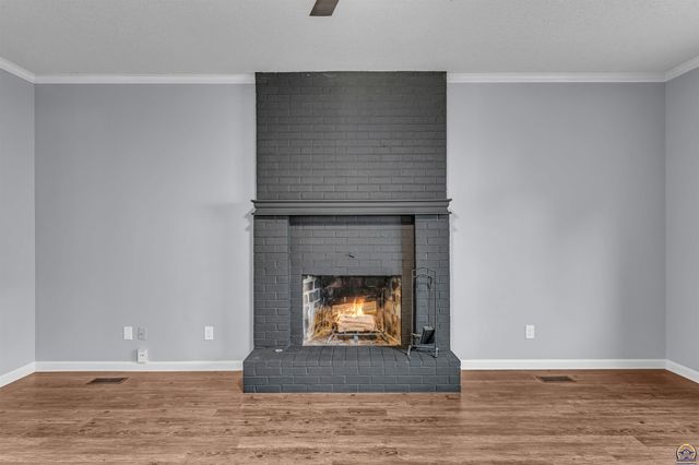3939 SW Nottingham RD, Topeka, KS 66610