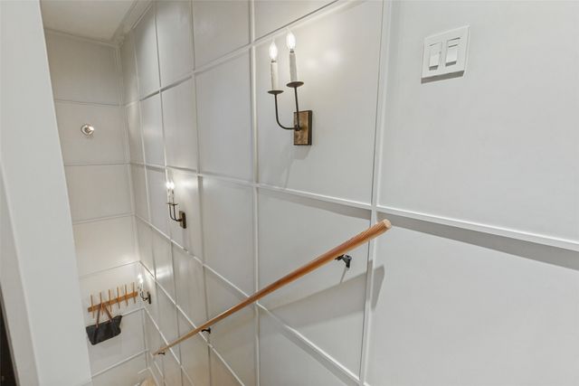 3818 N Hall Street 128, Dallas, TX 75219