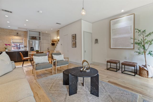 3818 N Hall Street 128, Dallas, TX 75219