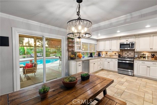 2620 S Quaker Ridge Place, Ontario, CA 91761