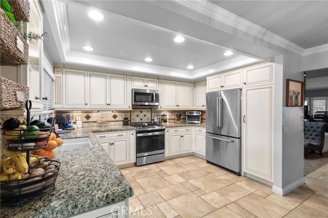 2620 S Quaker Ridge Place, Ontario, CA 91761