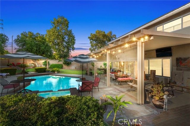 2620 S Quaker Ridge Place, Ontario, CA 91761