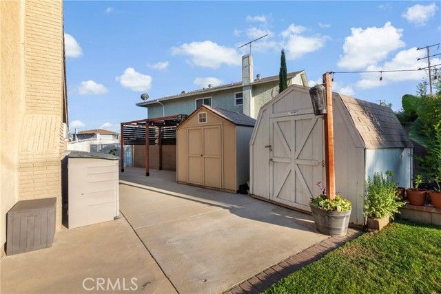 2620 S Quaker Ridge Place, Ontario, CA 91761