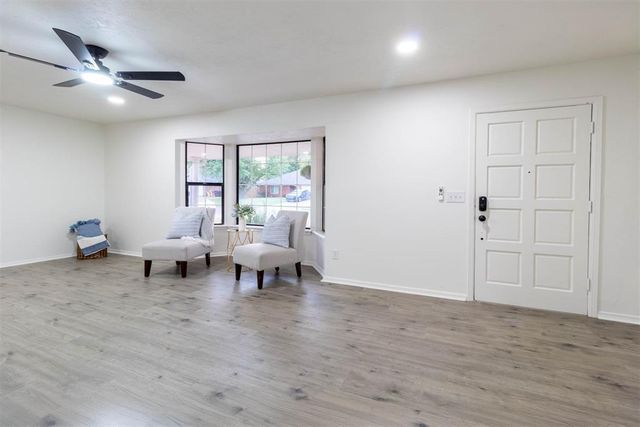 11616 Sagamore Drive, Yukon, OK 73099
