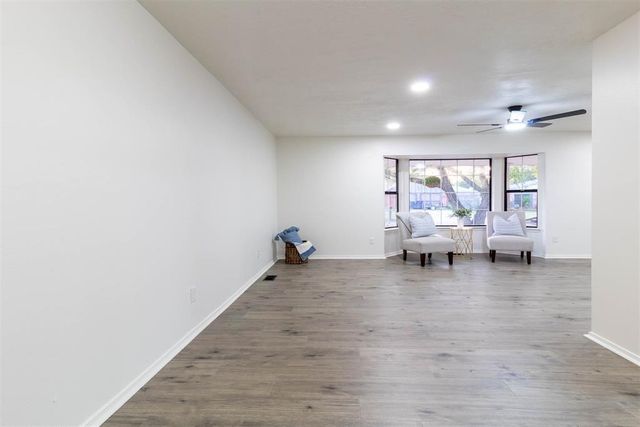 11616 Sagamore Drive, Yukon, OK 73099