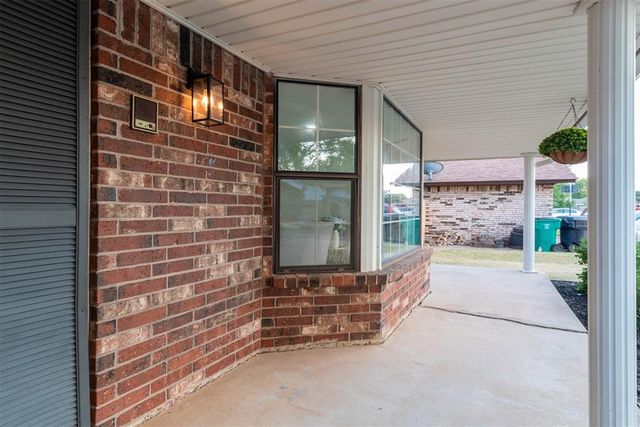 11616 Sagamore Drive, Yukon, OK 73099