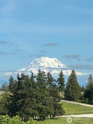3028 64th Street E, Tacoma, WA 98443