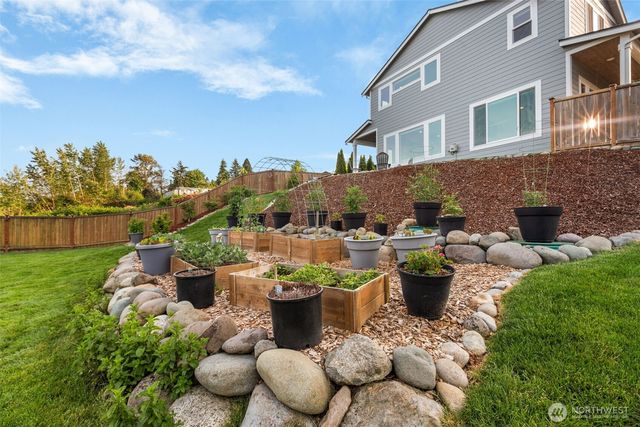3028 64th Street E, Tacoma, WA 98443