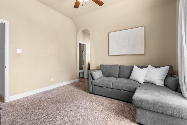 1325 Bluff Springs Drive, Fort Worth, TX 76052
