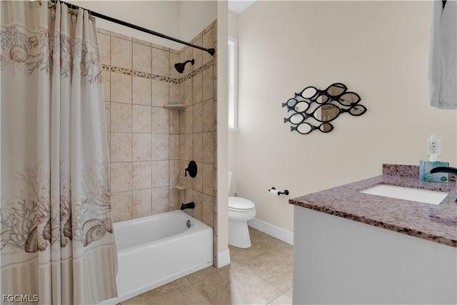 908 Pine AVE, Lehigh Acres, FL 33972