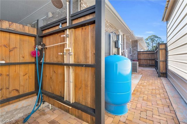 908 Pine AVE, Lehigh Acres, FL 33972