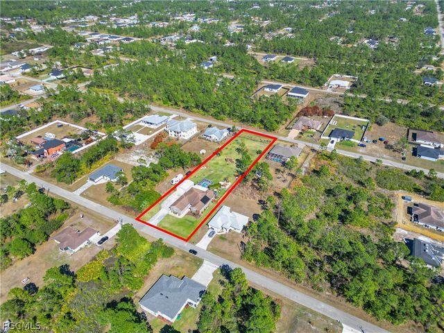 908 Pine AVE, Lehigh Acres, FL 33972