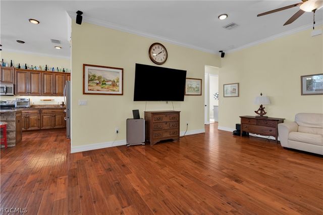 908 Pine AVE, Lehigh Acres, FL 33972