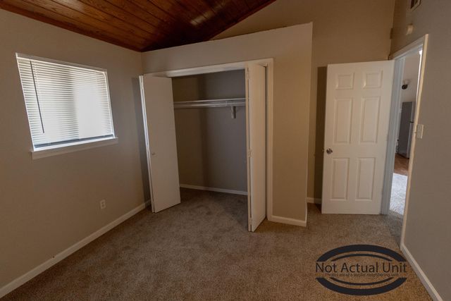 7401 N MOBERLY DR A, Columbia, MO 65202