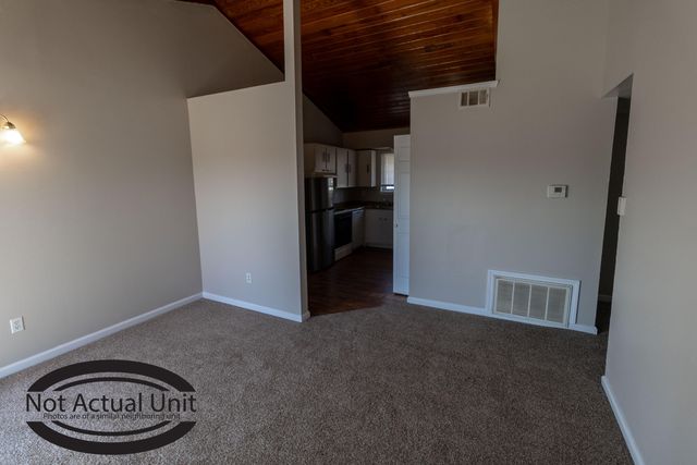 7401 N MOBERLY DR A, Columbia, MO 65202