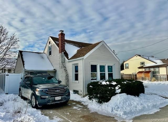 9 Hamilton Avenue, Island Park, NY 11558