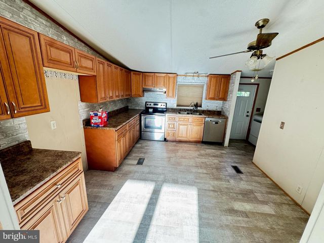 896 E OLD PHILADELPHIA RD, Elkton, MD 21921