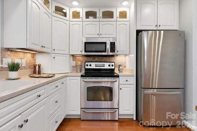 95 Ridgewood Place, Brevard, NC 28712