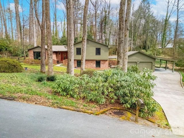 95 Ridgewood Place, Brevard, NC 28712