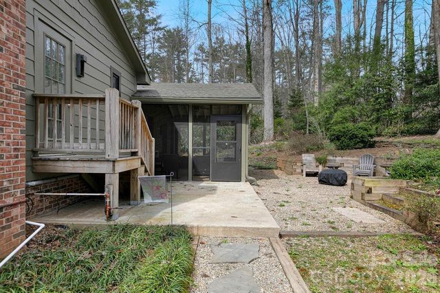 95 Ridgewood Place, Brevard, NC 28712