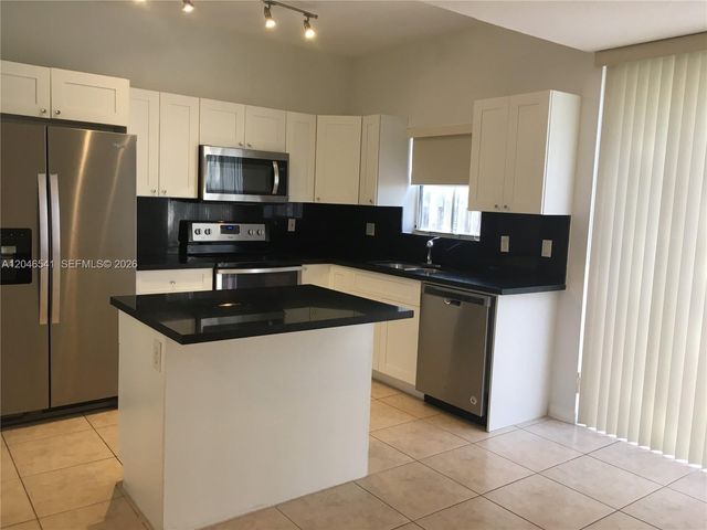 11528 NW 60th Ter 477, Doral, FL 33178