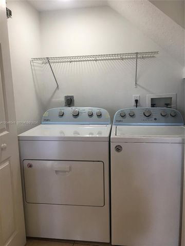 11528 NW 60th Ter 477, Doral, FL 33178