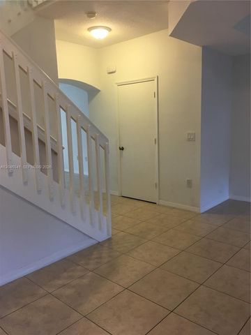 11528 NW 60th Ter 477, Doral, FL 33178