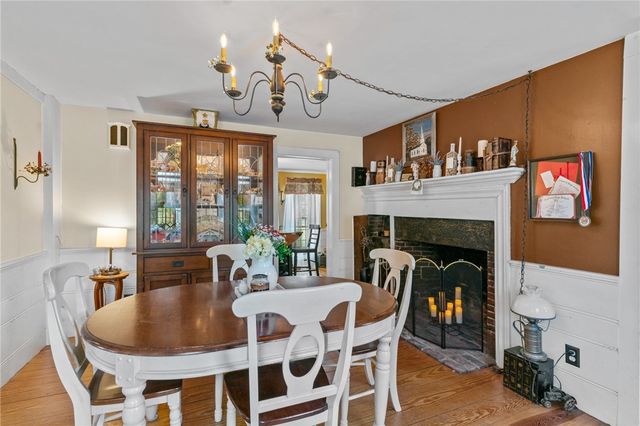 220 Plainfield Pike, Scituate, RI 02857