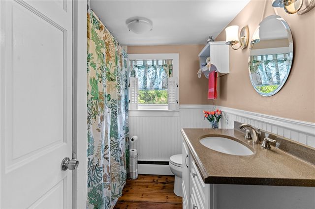 220 Plainfield Pike, Scituate, RI 02857